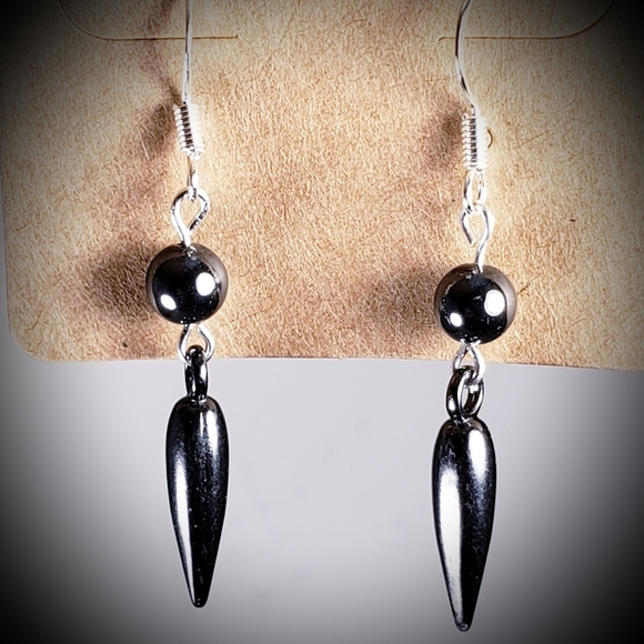 Earrings - Picture 2 of 2